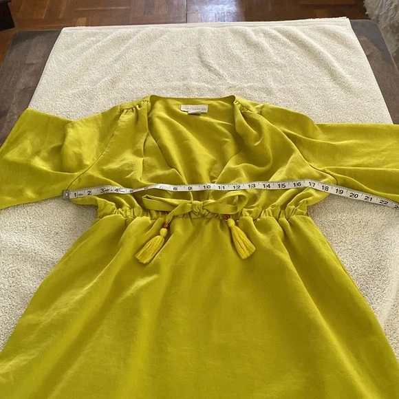 House of Harlow 1960 Nicole Richie’s high end line named after her daughter. - Picture 14 of 15